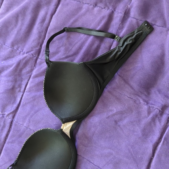 Victoria Secret x Balmain Bra - Picture 3 of 4
